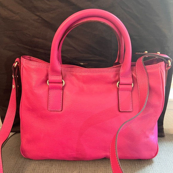 Kate spade pink Italian leather bag with handles & removable cross body strap. - Picture 3 of 6